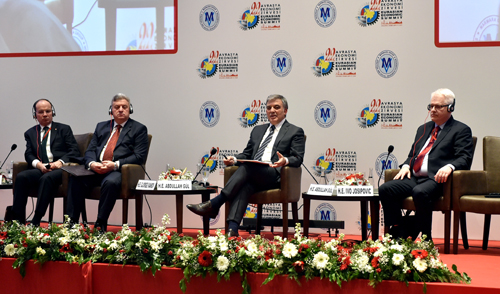11. Cumhurbaşkanı Abdullah Gül, 22. Avrasya Ekonomi Zirvesi’ne Katıldı